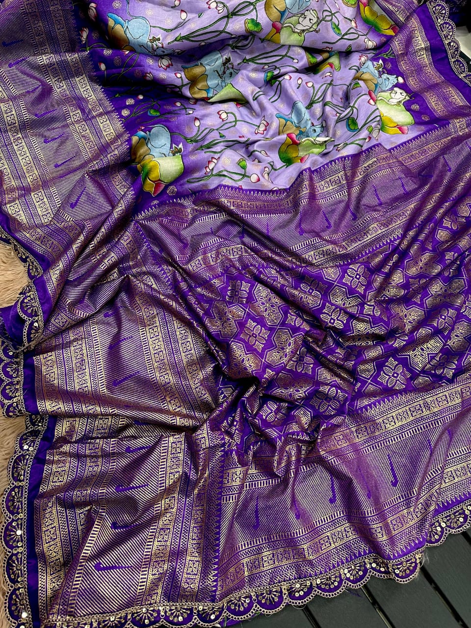 Soft Dola Saree.. With foil print All Over.. . Rich Pallu... Saree