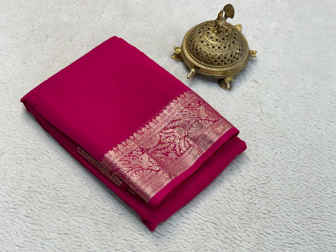 Semi Viscose Crape Silk 5/5 Fancy Border Sarees