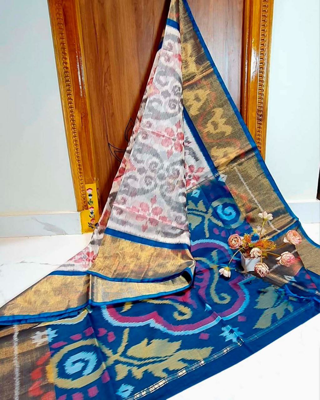 Latest and Exclusive Double weaving Printed Sarees 