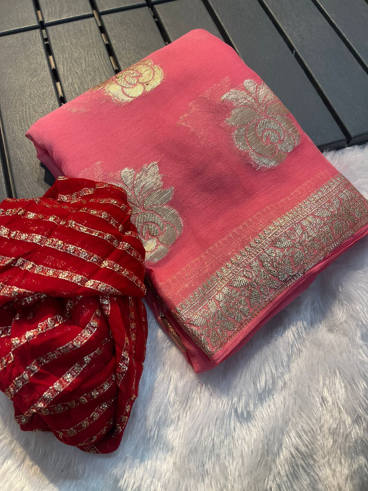 Pure Viscose Georgette Weaving Jacquard Saree