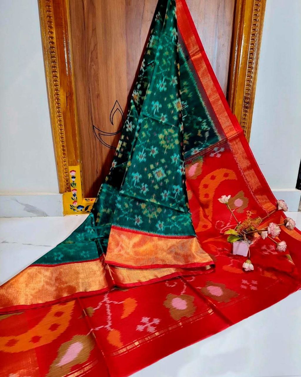 Latest and Exclusive Double weaving Printed Sarees&nbsp;