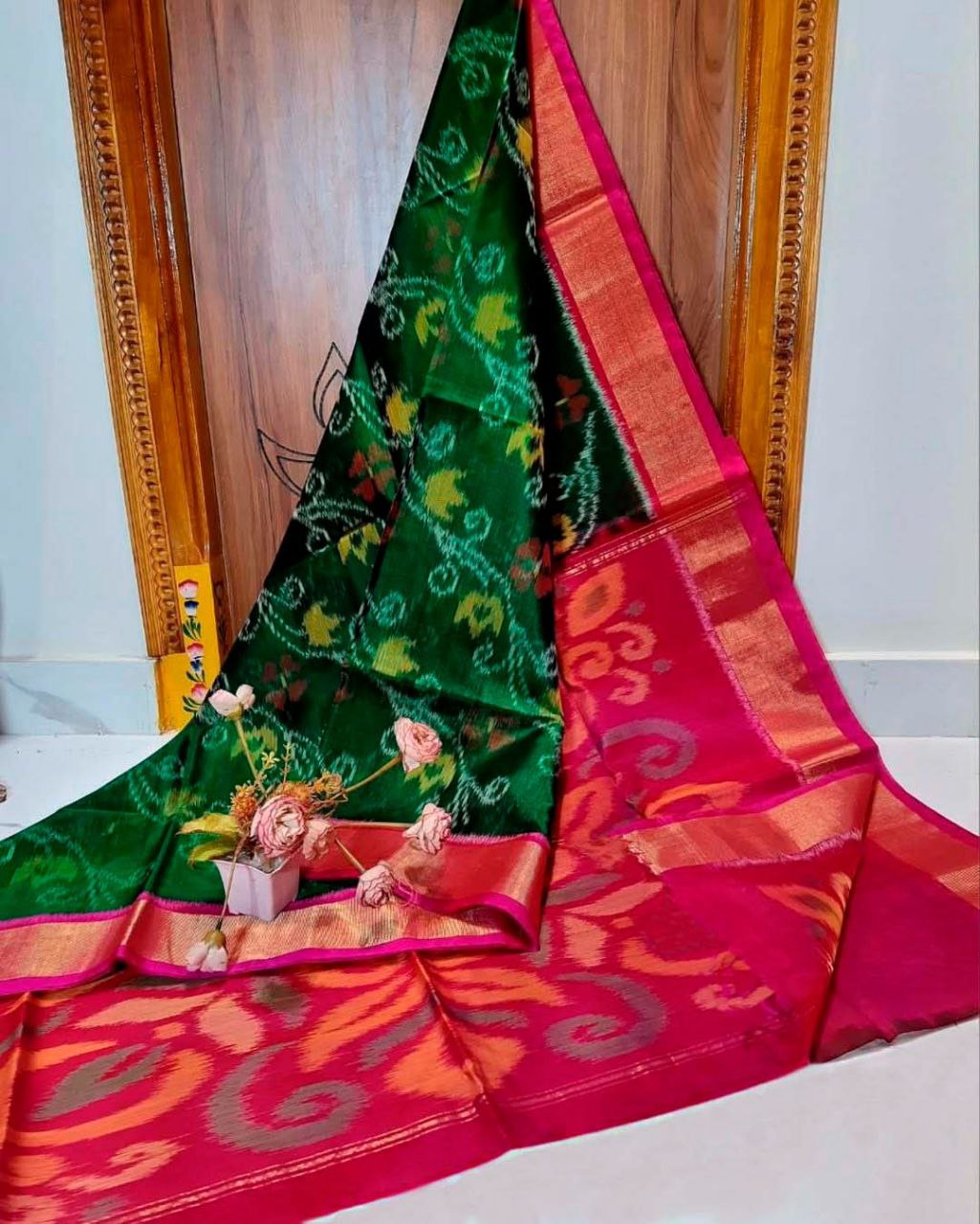Latest and Exclusive Double weaving Printed Sarees&nbsp;