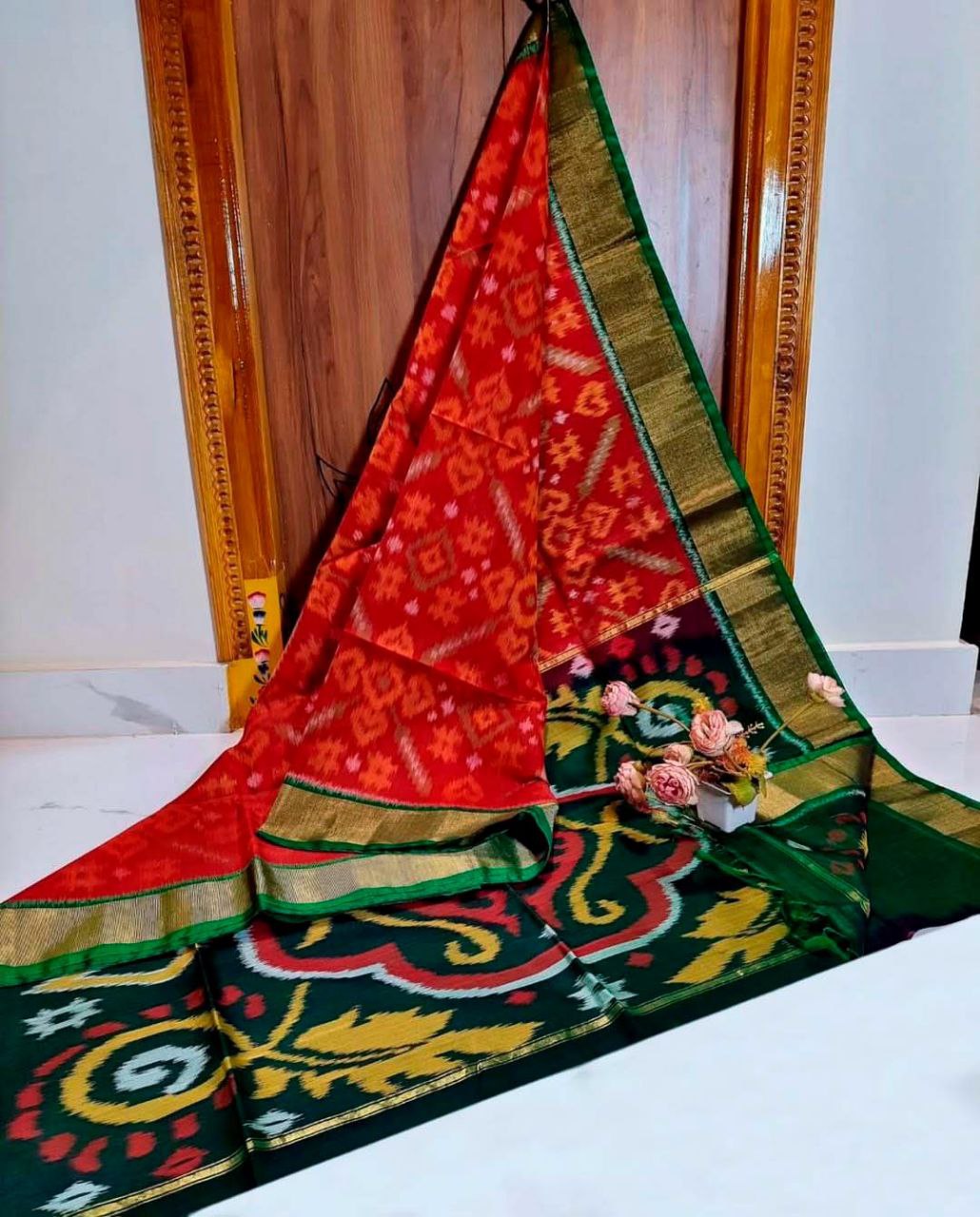 Latest and Exclusive Double weaving Printed Sarees&nbsp;